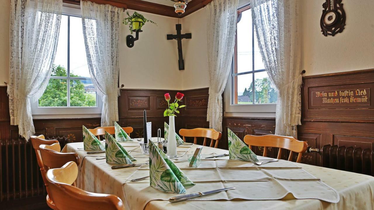 Hotel Gruener Hof à Zell am Harmersbach Extérieur photo